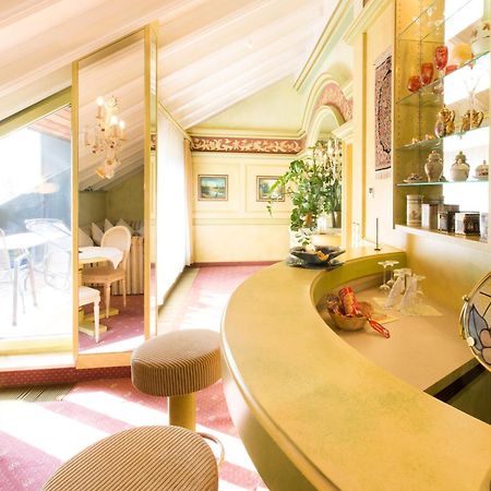 Akzent Hotel Restaurant Altdorfer Hof ไวน์การ์เทิน ภายนอก รูปภาพ