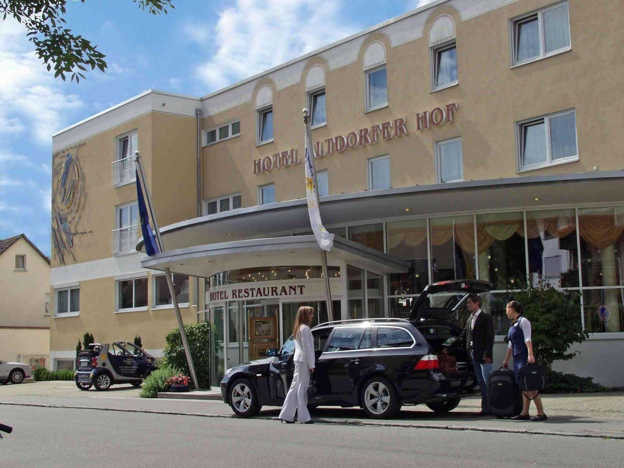 Akzent Hotel Restaurant Altdorfer Hof ไวน์การ์เทิน ภายนอก รูปภาพ